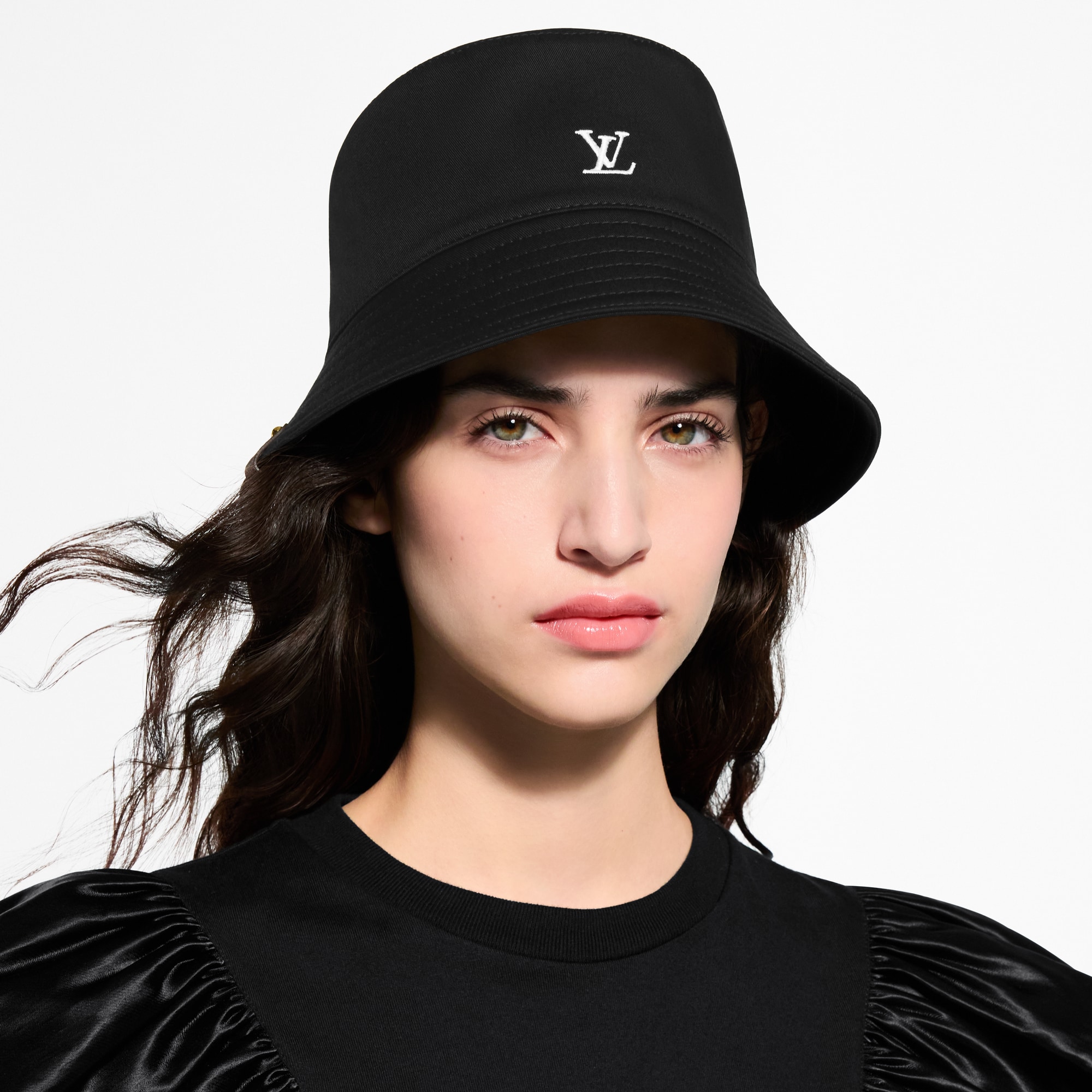 バケットハット・LV リーグ S00｜ルイ・ヴィトン 公式サイト - M5516S